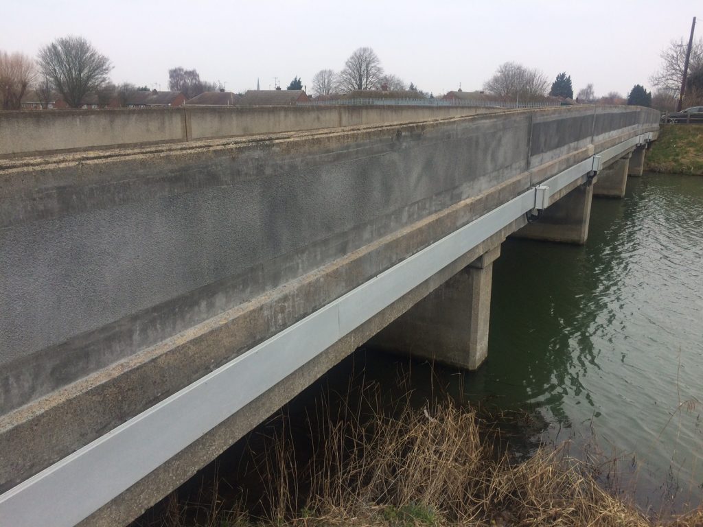 Freyssinet was awarded a contractfor the hydrodemolition of a Lincolnshire bridge to remove the delaminated concrete, followed by sprayed concrete repairs